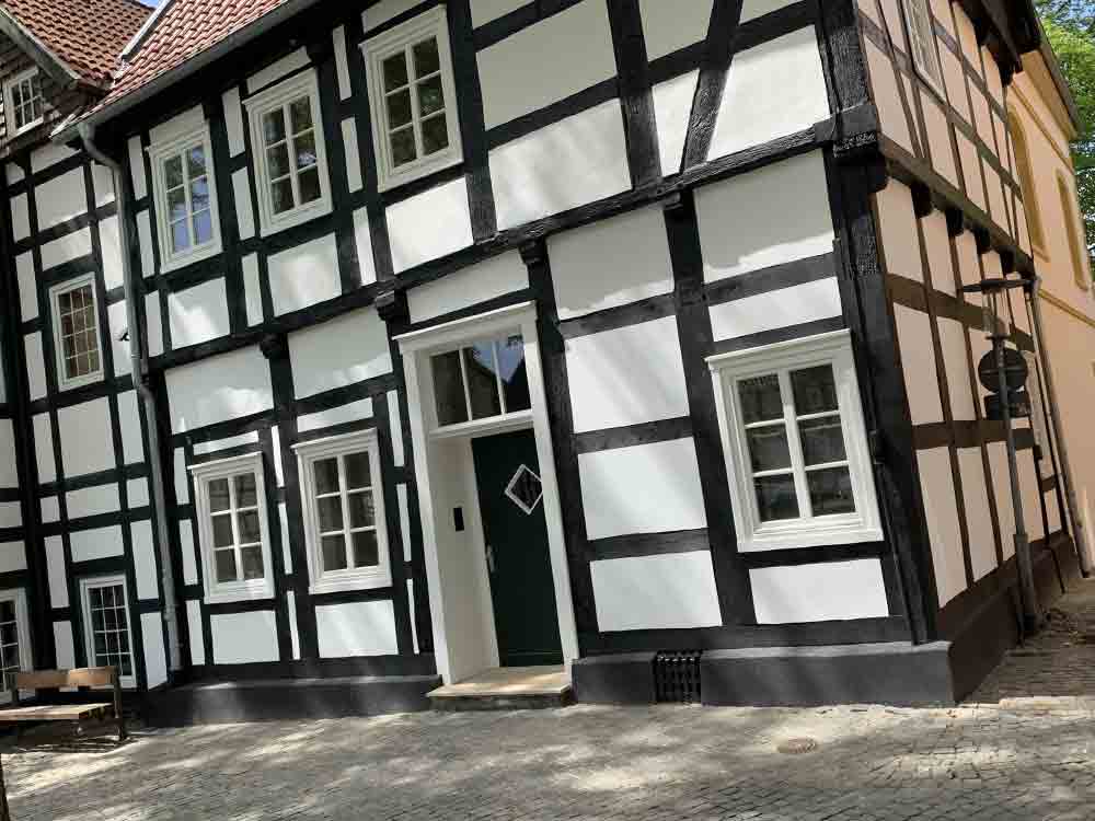 LWL kürt Doppelhaus im Herzen von Halle zum Denkmal des Monats August 2022