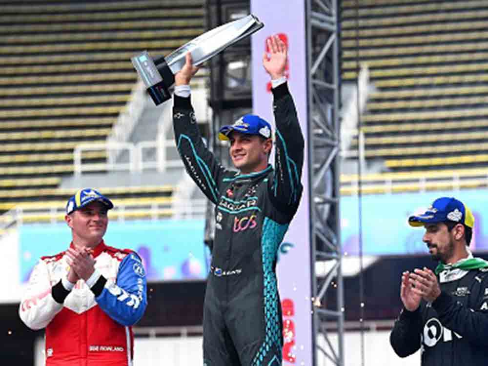 Jaguar TCS Racing wird mit Mitch Evans Vize Weltmeister der ABB FIA Formel E Saison 2022