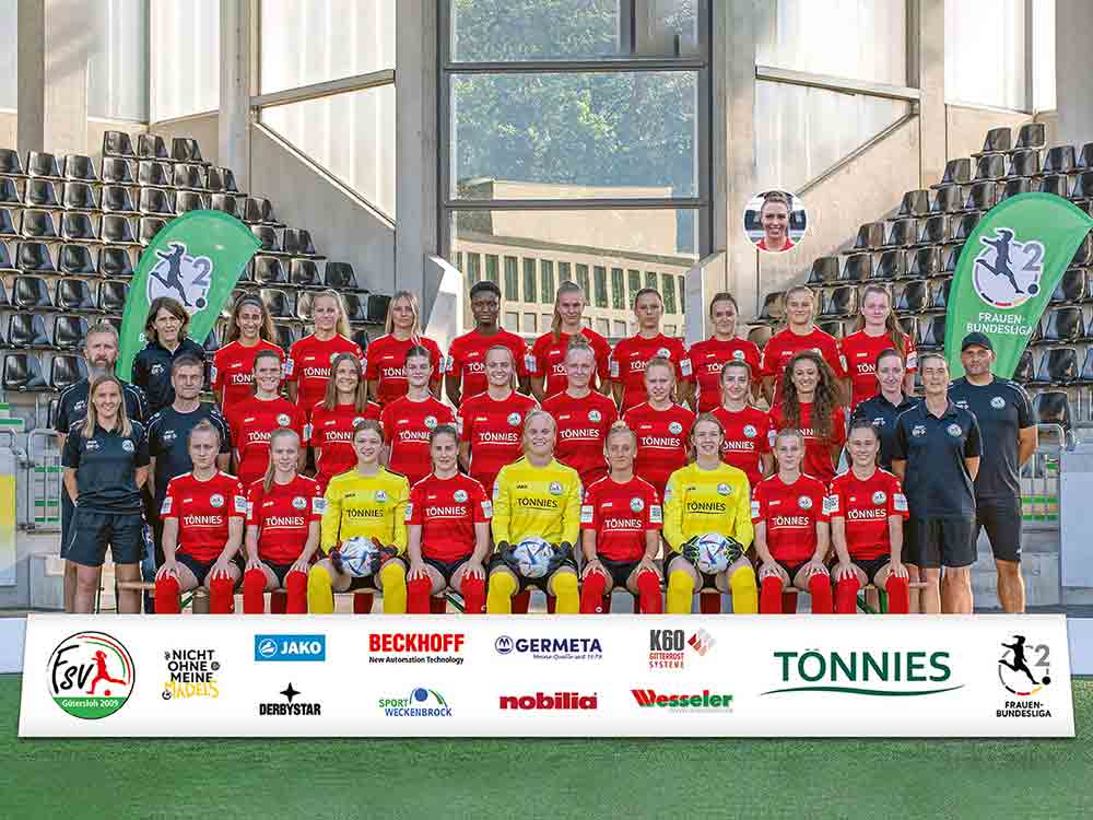 Gütersloh, Fußball, FSV Gütersloh Kader und Mannschaftsfoto für die 2. Frauen Bundesliga 2022/23