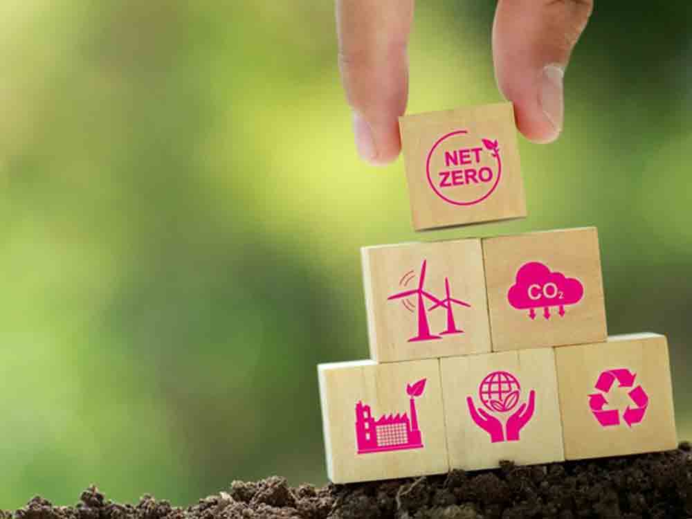 Telekom Nachhaltigkeitsmanager hilft Unternehmen beim ESG Bericht