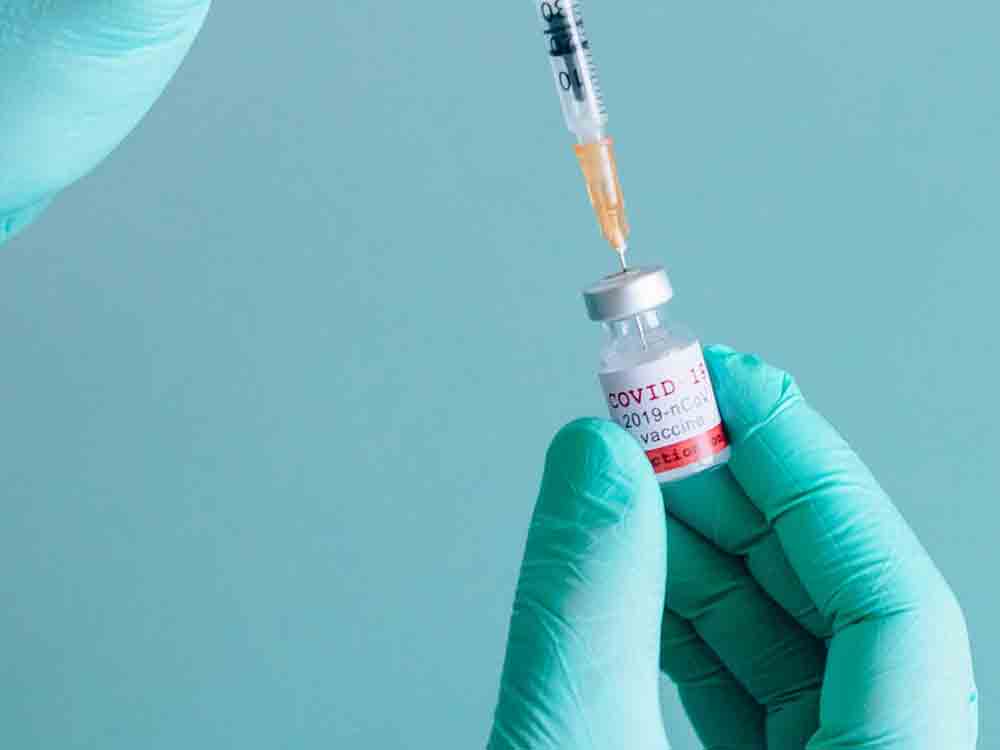 DGK zur Initiative der bayerischen Landesregierung, Aussetzen der einrichtungsbezogenen Impflicht jetzt notwendig