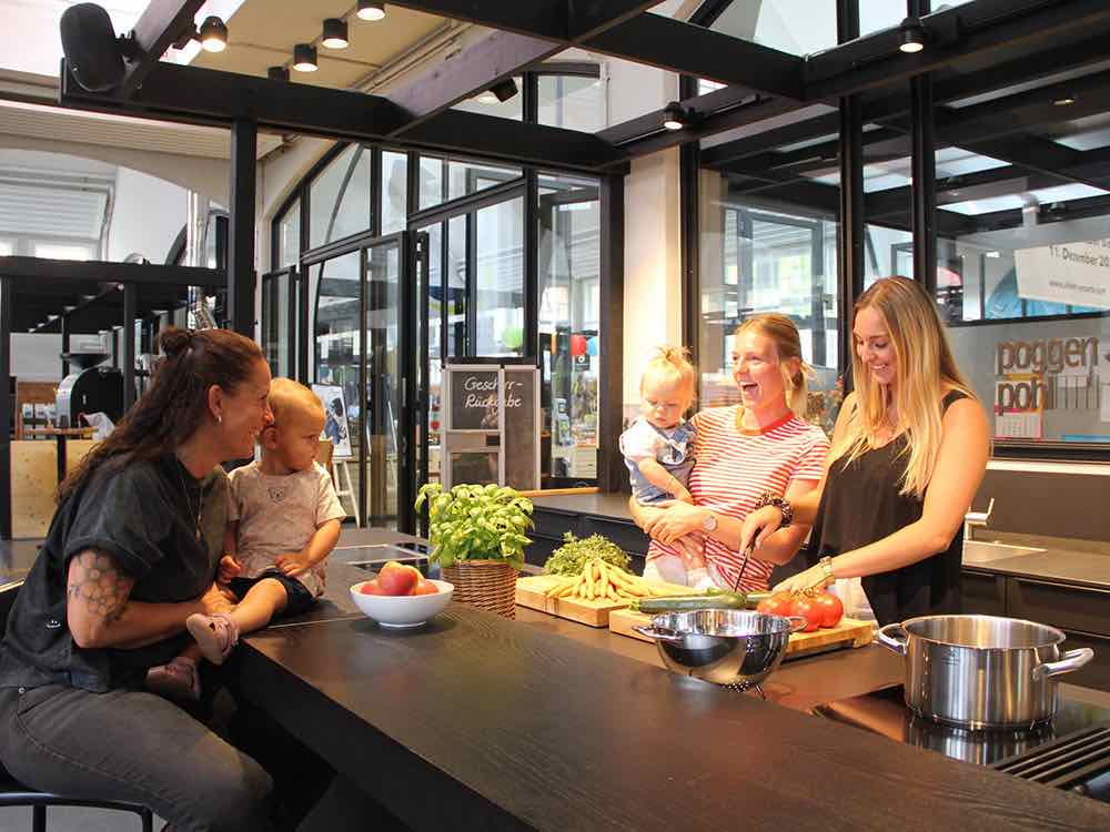 Herford, Für Babys kochen in der Markthalle Herford, Kochkurs für die Beikost Phase, 21. September 2022