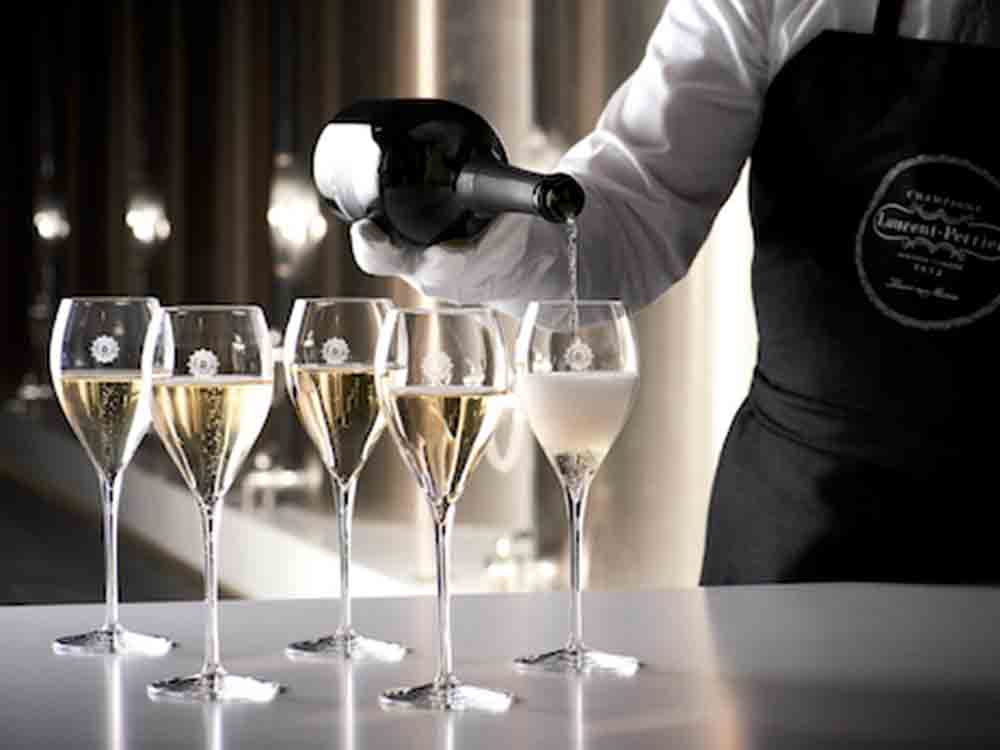 Prickelnde Champagnergala Tour durch Deutschland, Falstaff lässt die Korken knallen, 10. bis 12. Oktober 2022