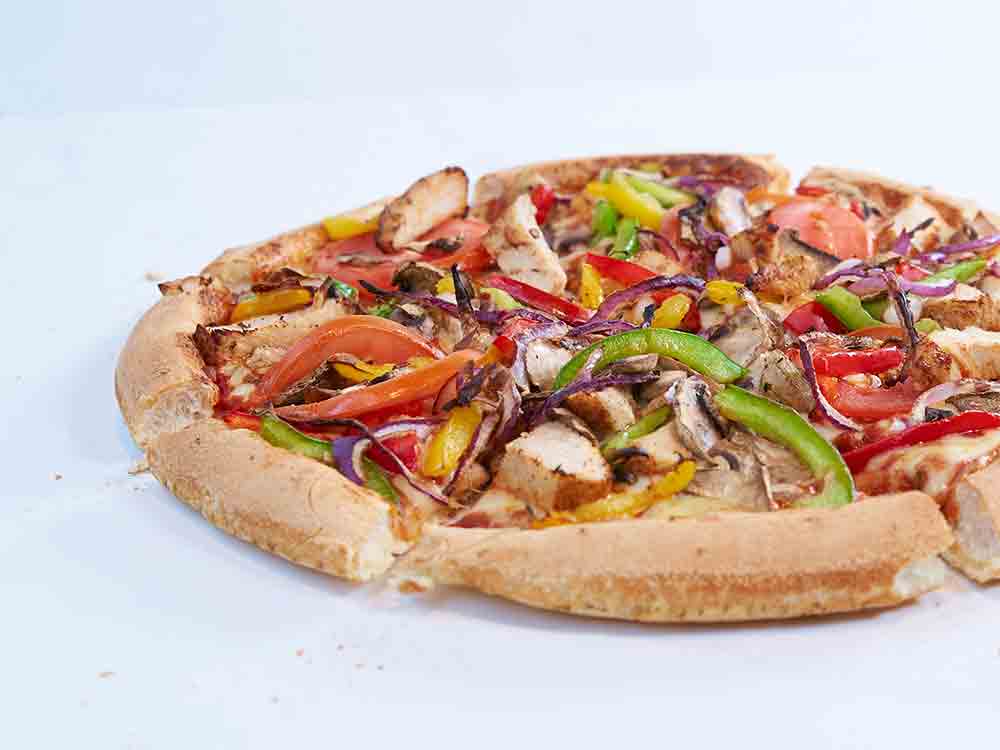 Domino’s führt als erste QSR Kette in Deutschland den Nutri Score ein und launcht eine A Pizza