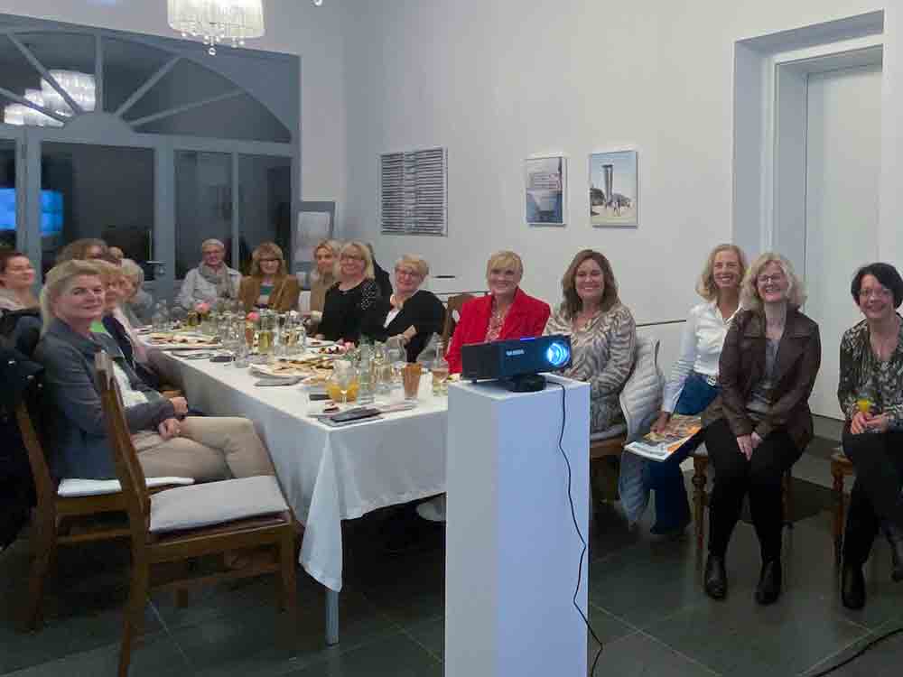 Lippstadt, LUNA Termin mit Familiengeschichte, Kunst und Physiotherapie