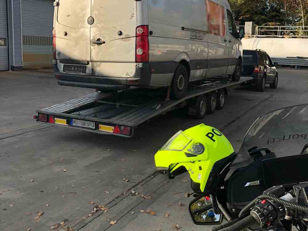 Polizei Bielefeld, Nachtrag zu Gefälschte HU Plakette, Fahrt beendet, Abtransport unzulässig