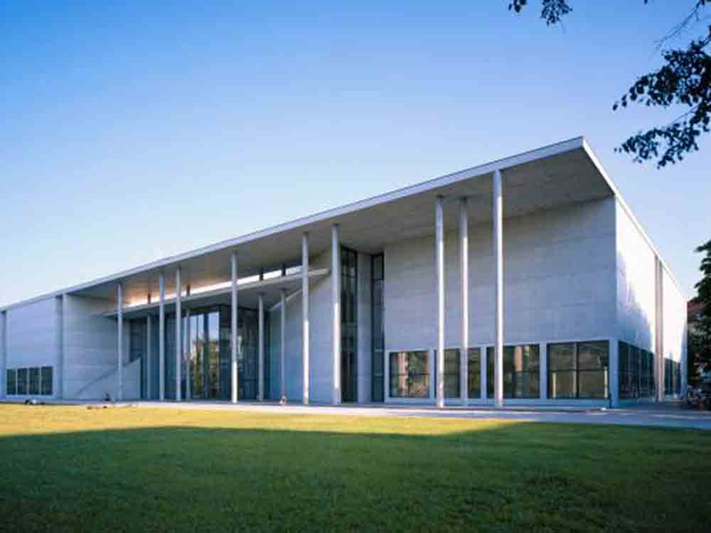 PIN. Auktion 2022 unter dem Motto Aus Liebe zur Kunst. BMW fördert Benefizauktion zugunsten der Pinakothek der Moderne und des Museum Brandhorst.