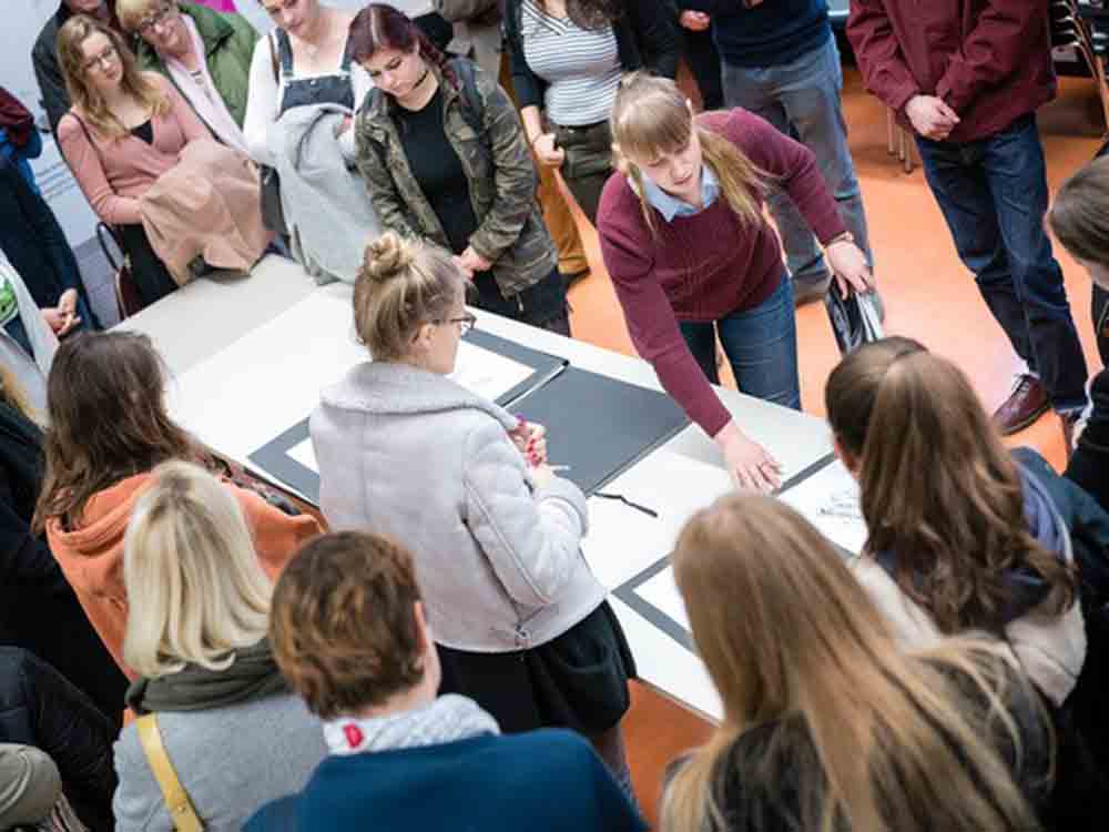 Studieren in Hanau, das geht, Brüder Grimm Berufsakademie lädt zum Tag der Offenen Tür, 26. November 2022
