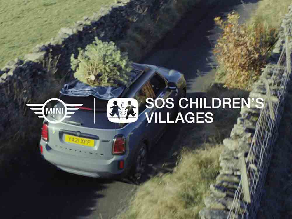 Big Love for Christmas, Mini ruft zur Unterstützung der SOS Kinderdörfer auf