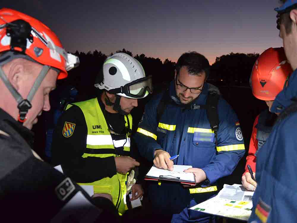 THW trainiert bei EU Übung in Portugal für Erdbebeneinsätze