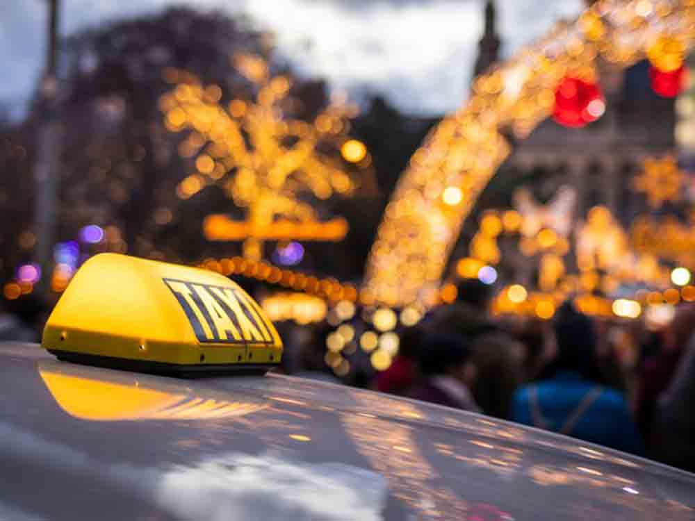 Free Now: Jeder 3. plant Reise an Weihnachten, Mehrheit der Deutschen will zeitnah günstiges und einfaches Ticket für den ÖPNV