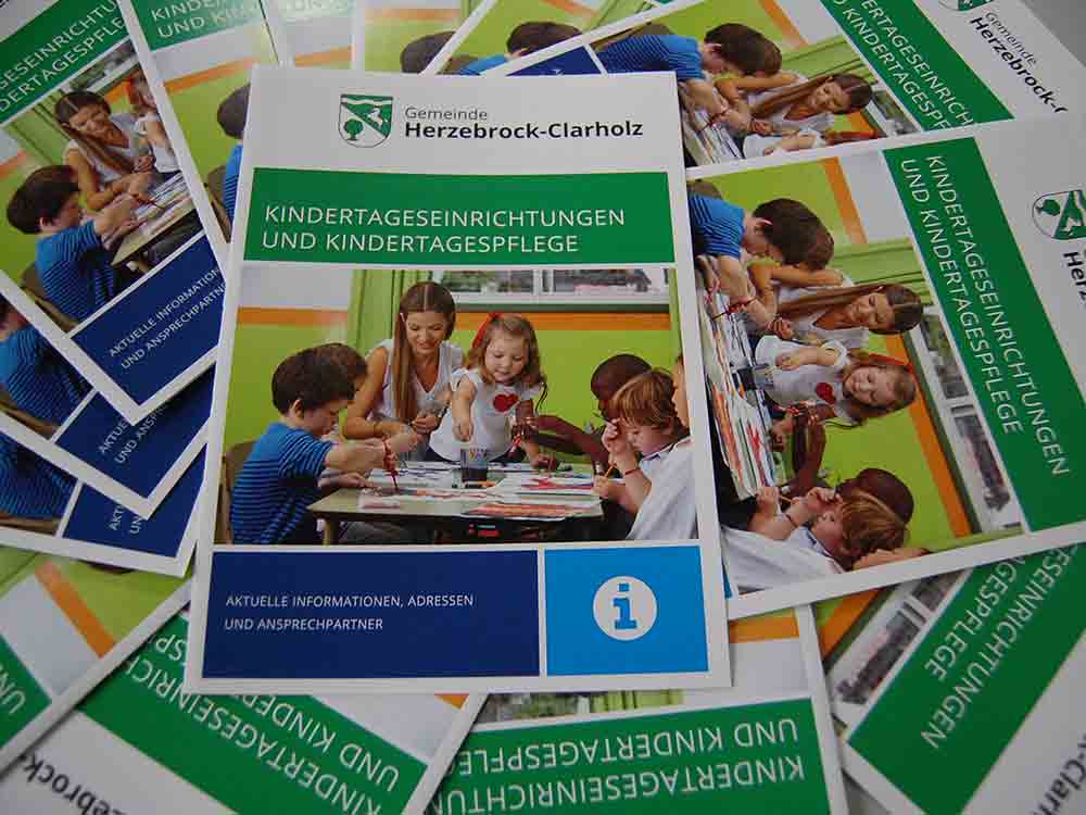 Neuer Flyer in Herzebrock Clarholz, Übersicht der Kindertageseinrichtungen und Kindertagespflege