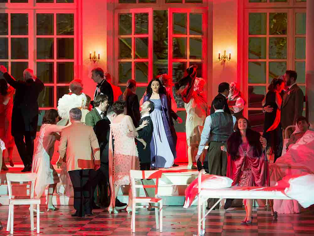 Theater und Philharmonie Essen, Verdis »La Traviata« ist wieder am Aalto Theater zu sehen, Wiederaufnahme am 28. Dezember 2022