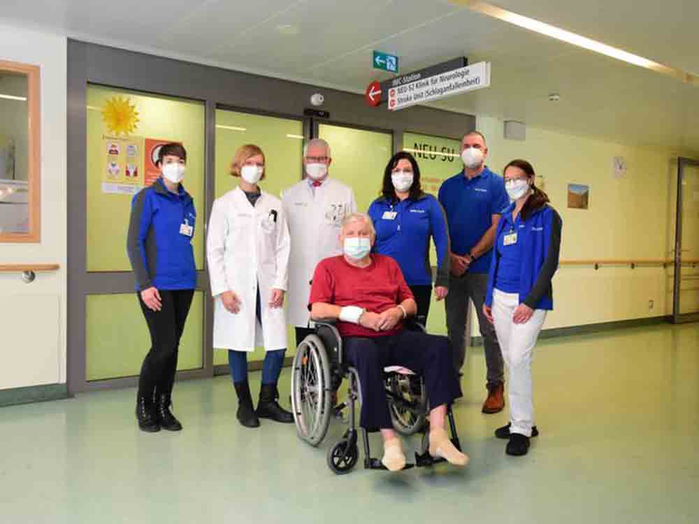 1.000. Schlaganfall Patient in das vom Uniklinikum Dresden konzipierte Nachsorgeprogramm SOS Care aufgenommen