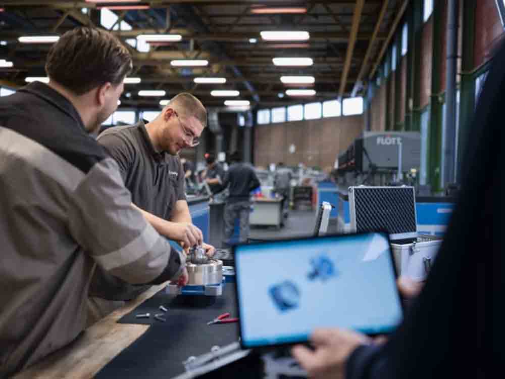 Jetzt beruflich durchstarten: Thyssenkrupp Steel Europe bietet 2023 mehr Ausbildungsplätze an und führt gemeinsam mit der IHK Niederrhein entwickelte »Zusatzqualifikation Wasserstoff« ein