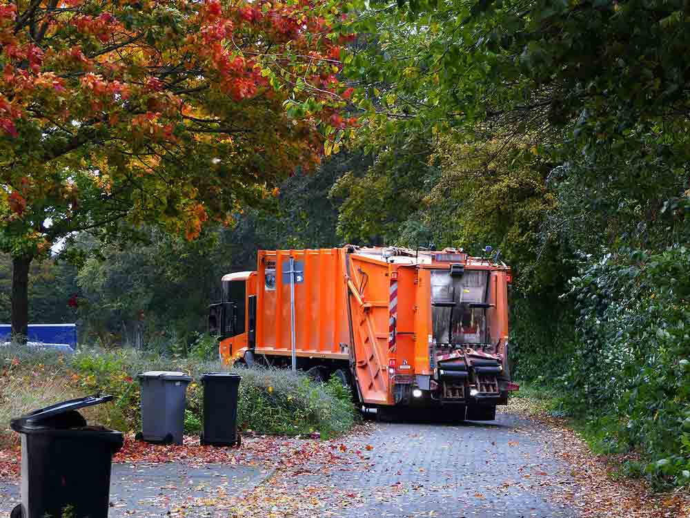 Müllabfuhr während Kanalsanierungen in Herzebrock Clarholz beeinträchtigt, Tonnen müssen außerhalb der Straßensperrungen zur Leerung bereitgestellt werden