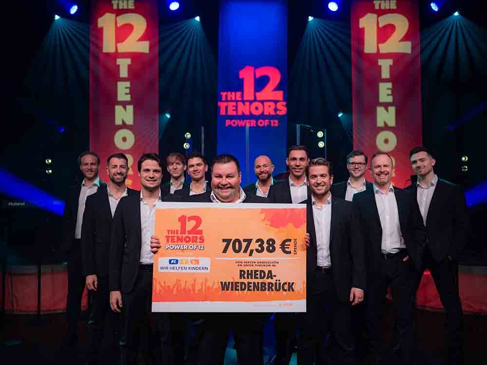 Publikum in Rheda Wiedenbrück hilft Kindern, Konzertabend der The 12 Tenors erbrachte 707,38 Euro für die Stiftung RTL – wir helfen Kindern