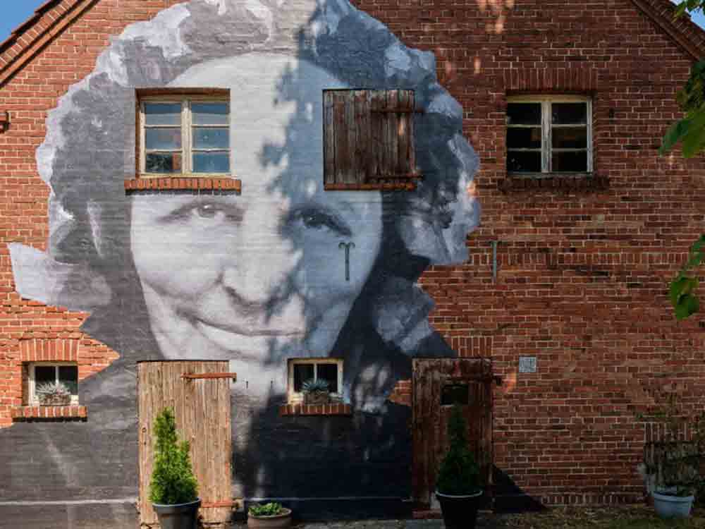 »Paste Up History!«, Kunstprojekt kommt im Sommer 2023 nach Oelde, Ideengeber und Helfer willkommen