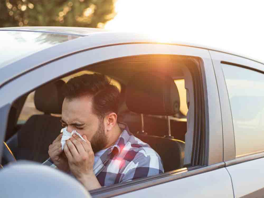 Autofahren mit Allergie, ADAC gibt Tipps, was Autofahrer und Radfahrer bei Heuschnupfen beachten sollten