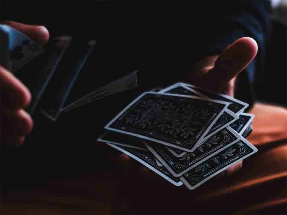 Wie Mathematik und Magie ein Schlupfloch im Casino aufdeckten!