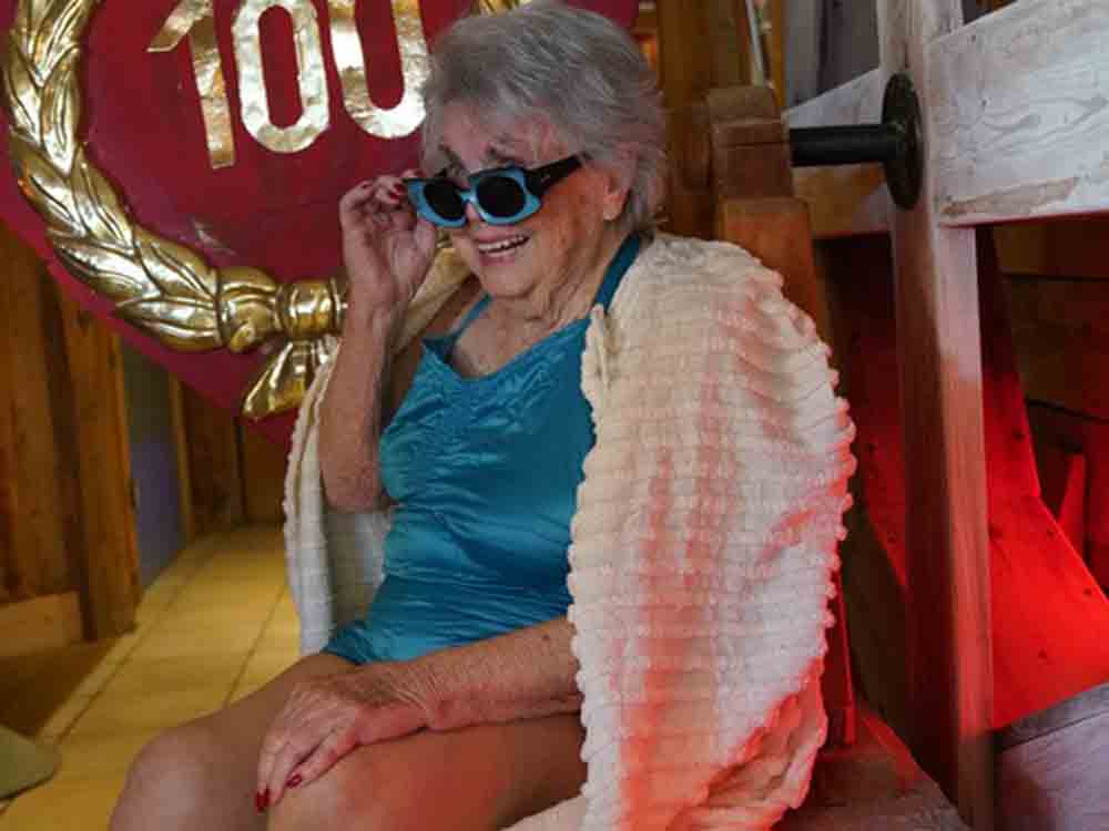 Mit 100 Jahren zum Bademoden Shooting, Ruth Megary, die Diva der Lebensfreude, Bikiniartmuseum, 7. Mai 2023