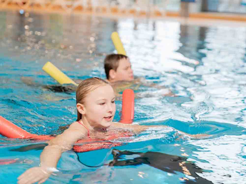 DLRG, bundesweiter Schwimmabzeichentag am 21. Mai 2023 in Hallenbädern und Freibädern