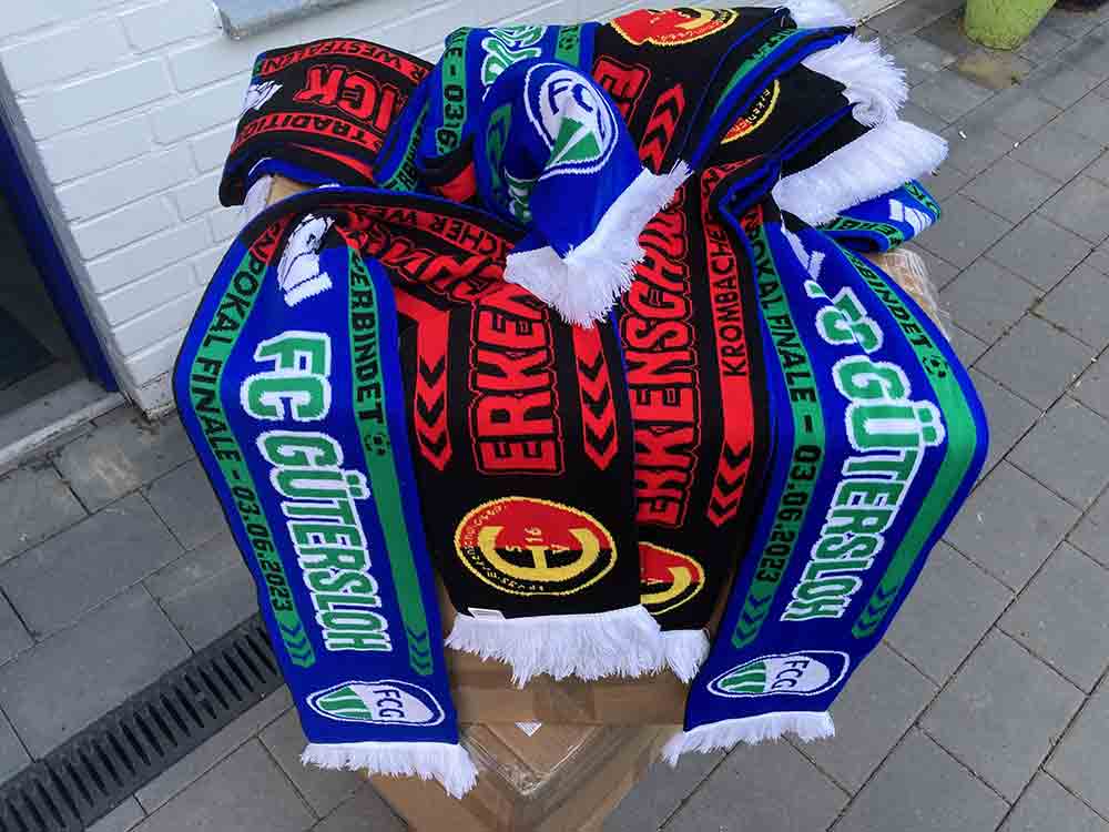 Fußball in Gütersloh, mehr Zuschauer beim Endspiel: Tickets und Final Schals werden heute beim FC Gütersloh verkauft