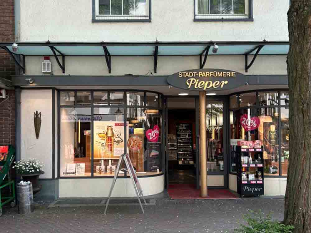 Anzeige: Top Shop Gütersloh Juni 2023, Stadtparfümerie Pieper, Königstraße