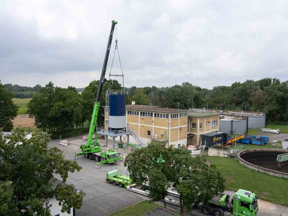 Gütersloh: Neues Klärschlammsilo am Klärwerk Putzhagen aufgestellt