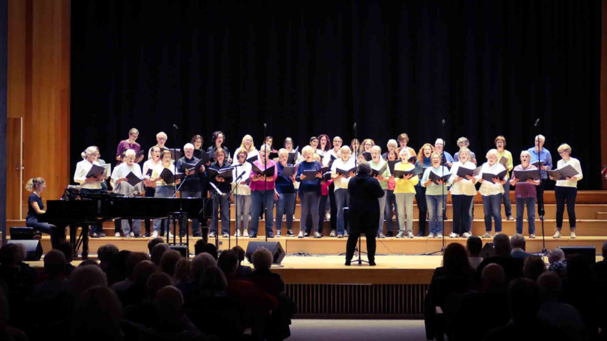 Musikschule Bad Salzuflen lädt zum Veranstaltungsformat »Sing Mit!« am 19. August 2023 in die Konzerthalle
