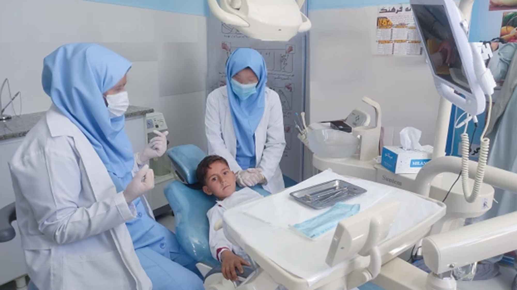 Shelter Now Germany, Mutter Kind Zahnklinik im afghanischen Herat neu gestartet