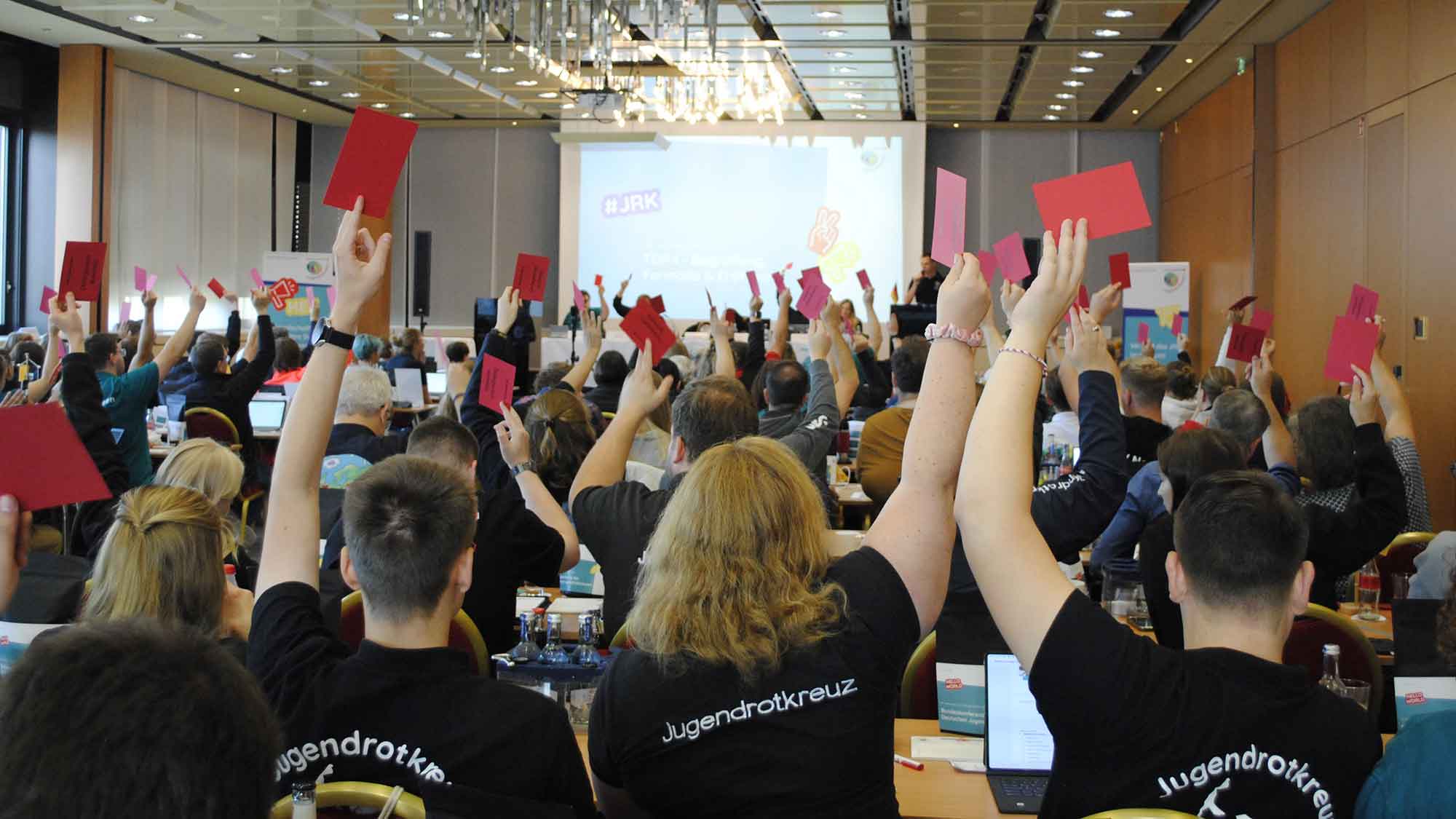Bundeskonferenz des Deutschen Jugendrotkreuzes (JRK): Gesellschaft zeigt ihre Stärke im Miteinander