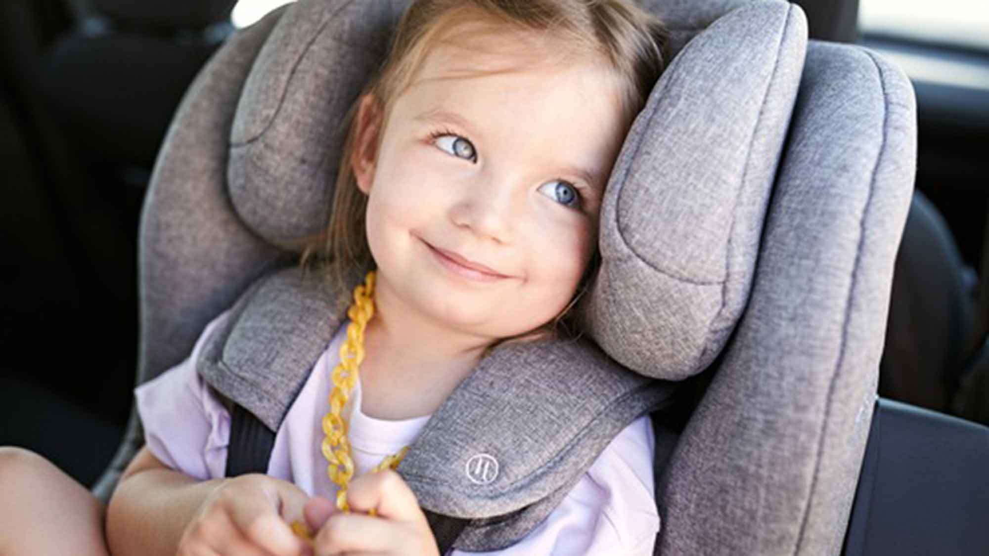 Sicherheit trifft Ergonomie: gute Fahrt im rückenfreundlichen Kinder Autositz
