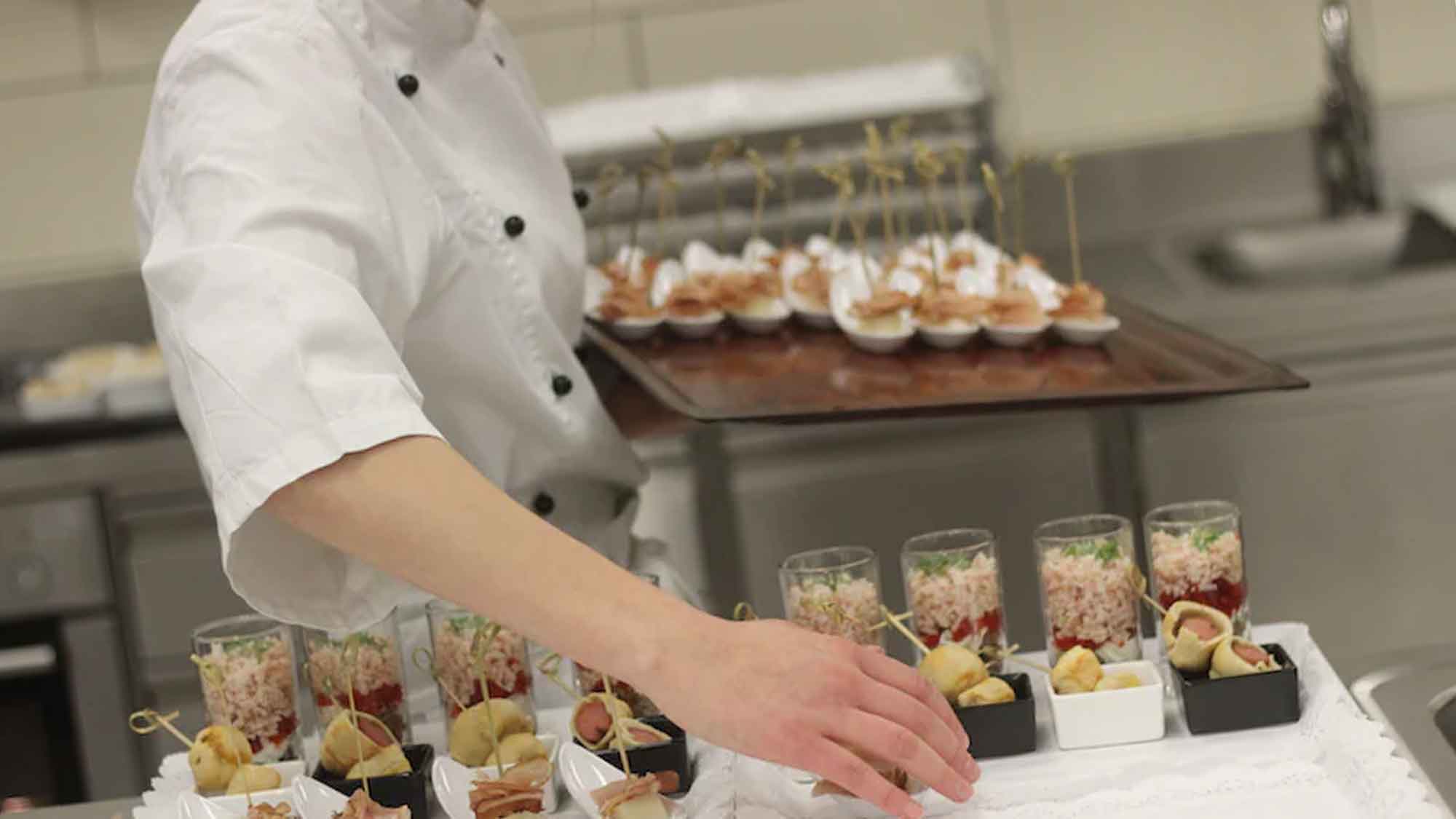 Reverse Recruiting revolutioniert Fachkräfterekrutierung in der Hotellerie und Gastronomie