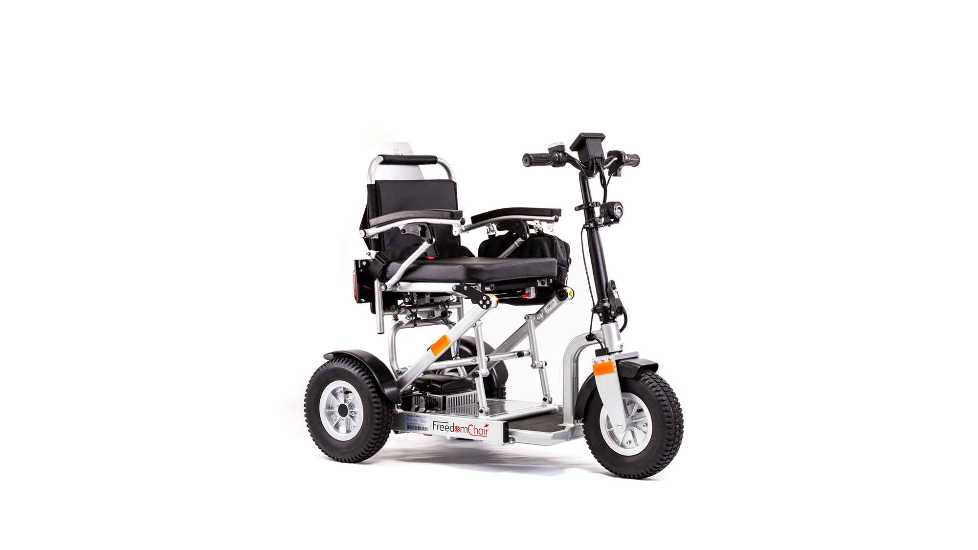 Klein, faltbar und 10 Kilometer pro Stunde schnell: die Freedom Chair Elektromobile S1 und S2 mit ABE