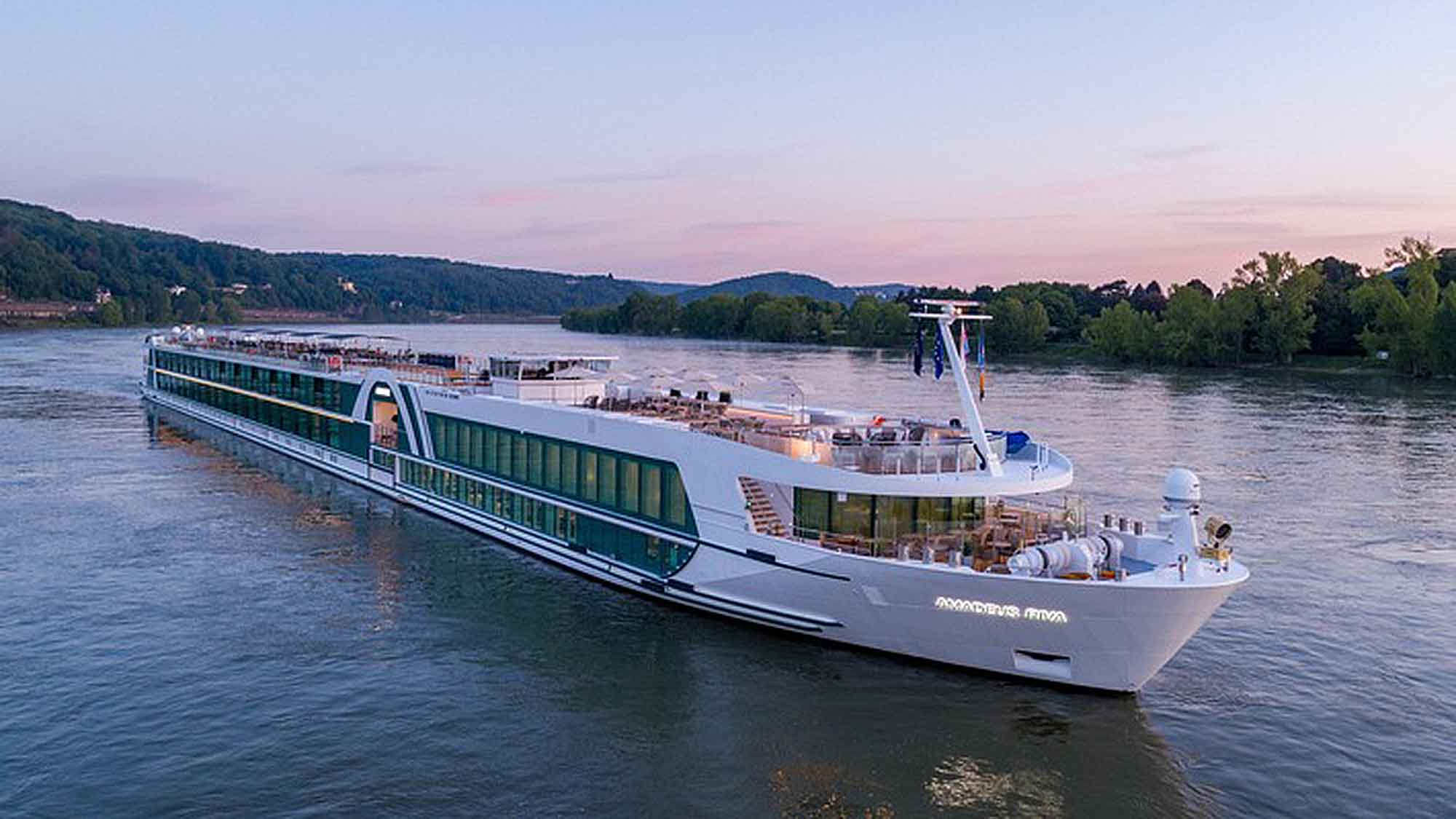 ADAC: musikalische Flusskreuzfahrt auf der Donau, Klassikgenuss von Budapest bis Passau