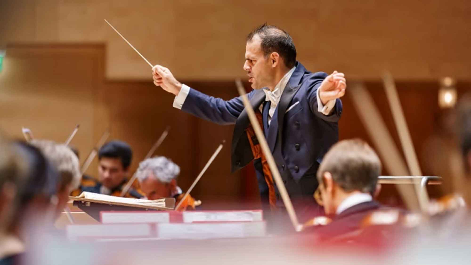 Essener Philharmoniker spielen im Neujahrskonzert Puccini und mehr, 1. Januar 2024