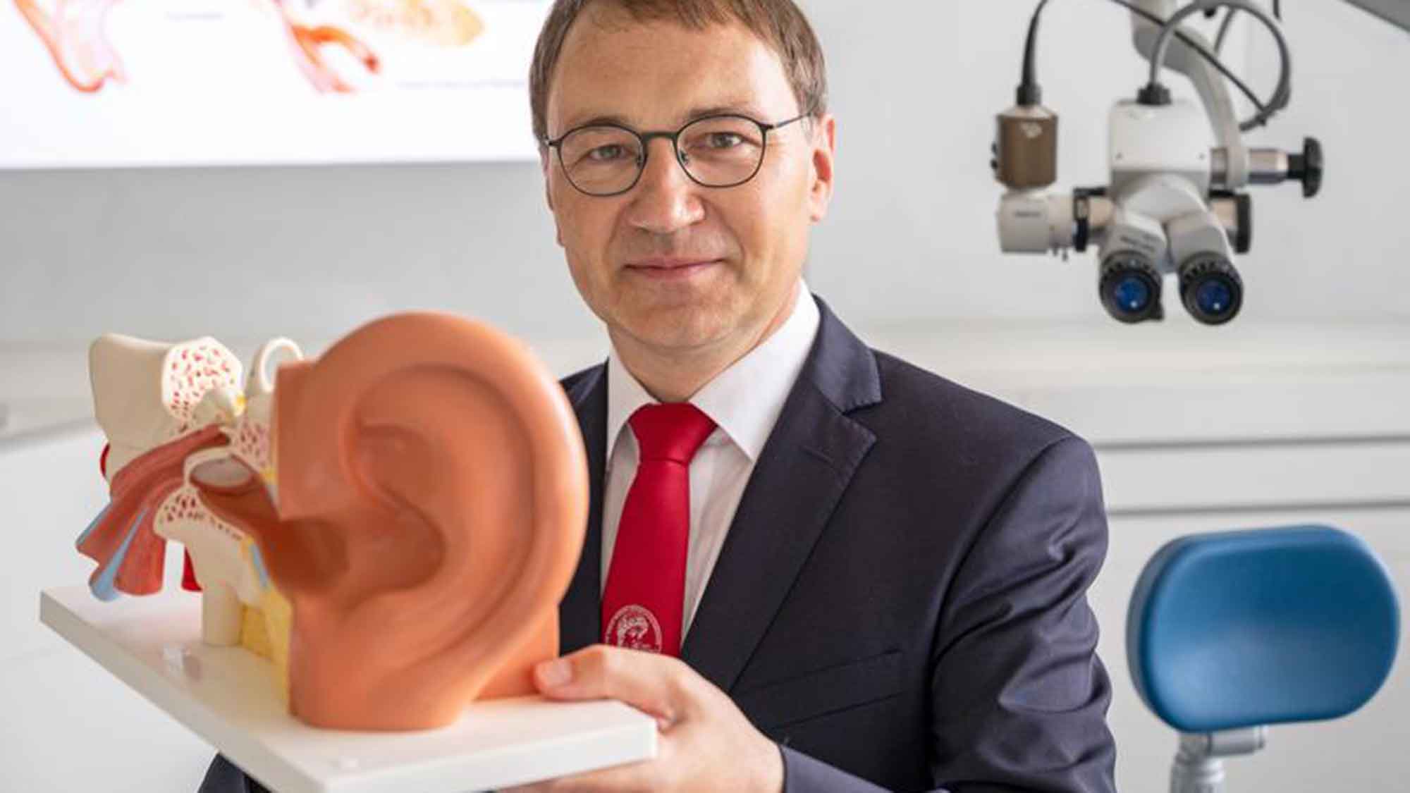Universitätsmedizin Halle: Hörsturz – Therapie mit hochdosierten Medikamenten bringt keine Vorteile gegenüber Standardbehandlung