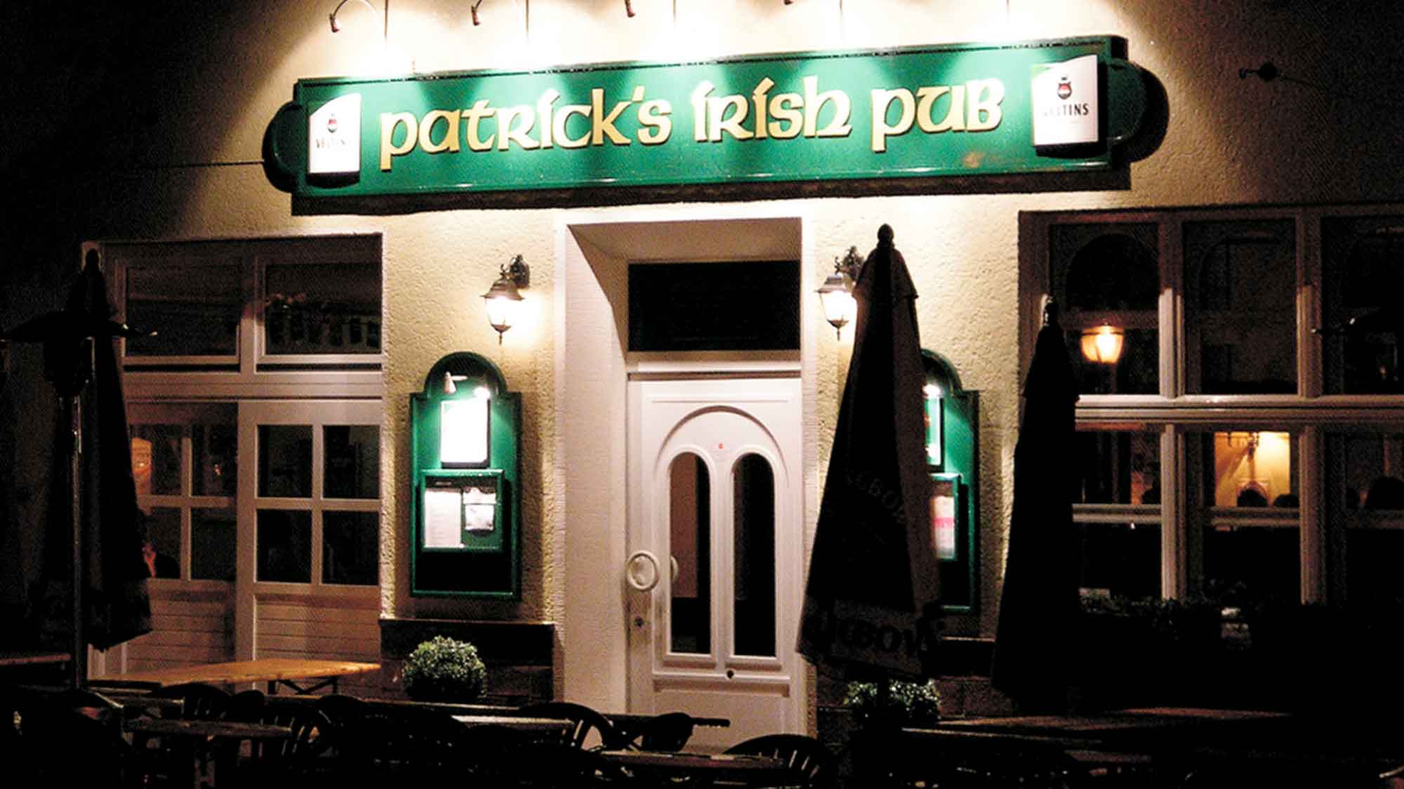 Anzeige: Gütersloh: Patrick’s Irish Pub an Gütsels »Kneipenmeile«, 2004