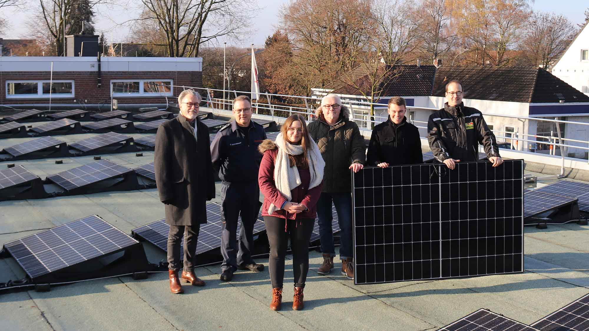 Rheda Wiedenbrück: Photovoltaikanlage auf städtischen Dächern: Gerätehaus des Löschzugs Rheda produziert Solarstrom